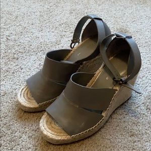 Treasure and Bond wedges
